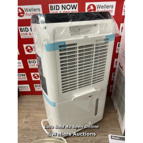 6036 - WOODS MDK26 25L DEHUMIDIFIER / POWERS UP / APPEARS NEW OPEN BOX / P9