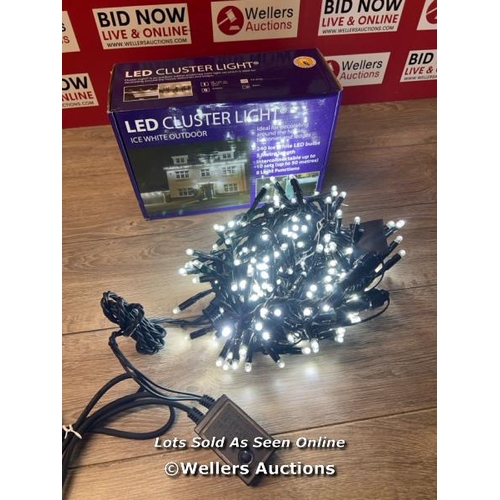 6051 - 5M WHITE LED CLUSTER LIGHTS / POWERS UP / APPEARS NEW OPEN BOX / B7