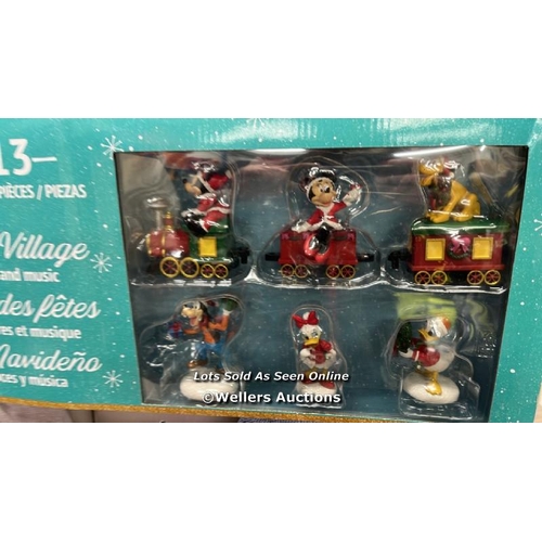 6264 - DISNEY CHRISTMAS VILLAGE SET / NEW & SEALED / E73