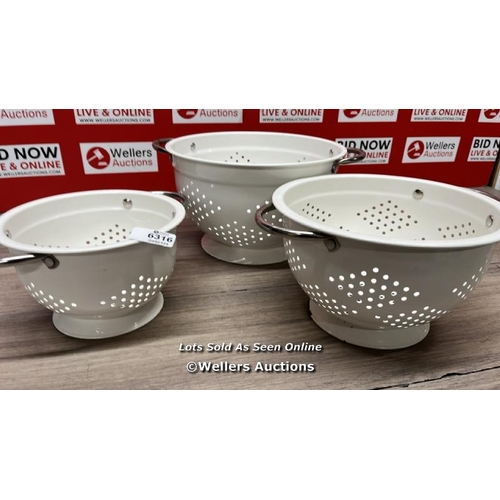 6316 - MIU COLANDER SET / MINIMAL SIGNS OF USE / ONE HAS CHIPPED ENAMEL / E64