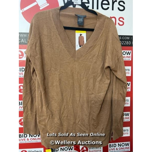 7010 - X15 LADIES NEW MATTY-M V-NECK JUMPERS / MIXED SIZES / SOME MAY BE A LITTLE DAMP, MOST ARE DRY / S3