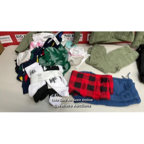 7047 - CHILDRENS NEW MIXED CLOTHING INCL. SOCKS, LOUNGE & SLEEP WEAR AND MORE INCL. HYPE / MIXED SIZES / S1... 