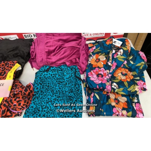 7052 - 5X LADIES NEW LOUNGE WEAR SETS INC. CAROL HOCHMAN, ROOM SERVICE AND JANE AND BLEEKER / S12