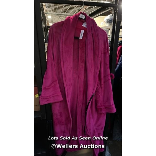 7518 - LADIES NEW DKNY ROBE / L