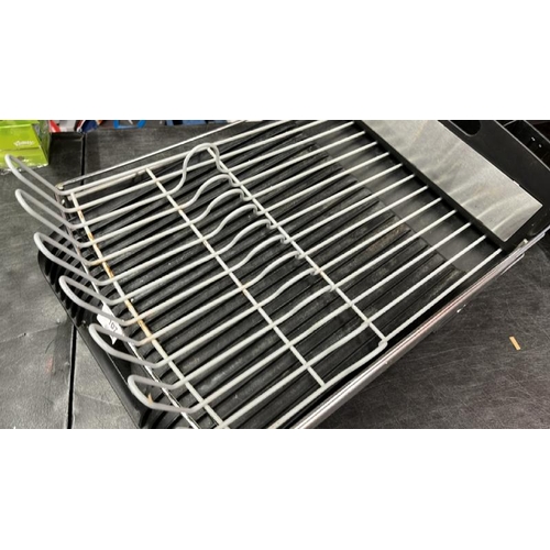 107 - SABATIER EXPANDABLE DISHRACK / SIGNS OF USE / A31