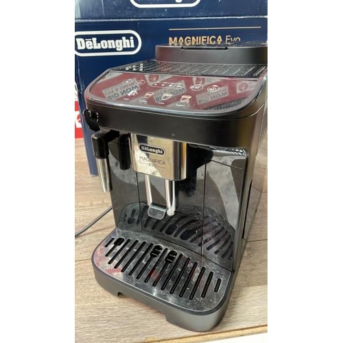 109 - DE'LONGHI MAGNIFICA EVO BEAN TO CUP COFFEE MACHINE ECAM290.22.B / 4 COFFEE BASED ONE-TOUCH RECIPES /... 