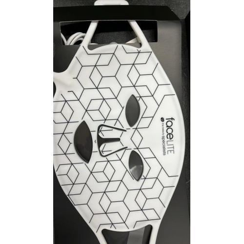 487 - FACELITE LED MASK / APPEARS NEW / C9 [3329]