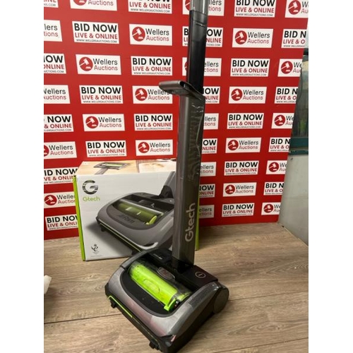 63 - G-TECH AIR RAM VACUUM / NO POWER / SIGNS OF USE / MAY REQUIRE CHARGING / WITHOUT CHARGING CABLE / DA... 