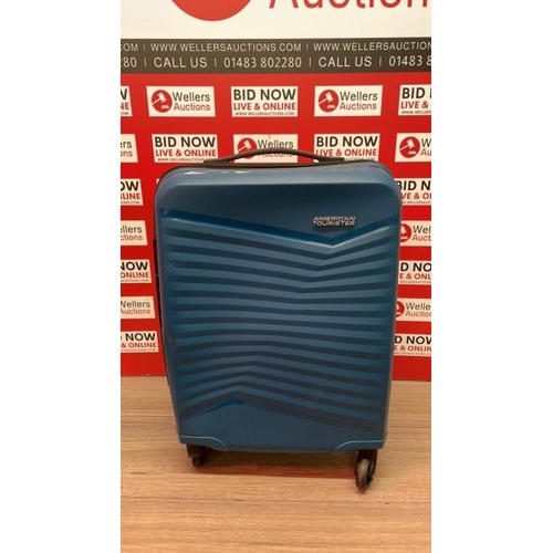 66 - AMERICAN TOURISTER 22