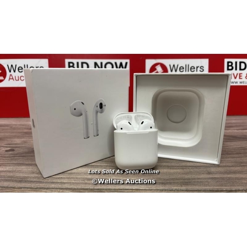 8440 - APPLE AIRPODS / 2ND GEN / WITH CHARGING CASE / MV7N2ZMA / POWERS UP / CONNECTS TO BLUETOOTH AND PLAY... 