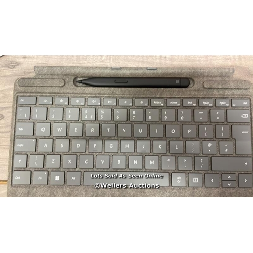 8081 - MICROSOFT SURFACE PRO SIGNATURE TYPE KEYBOARD COVER FOR SURFACE PRO 8 / MINIMAL SIGNS OF USE / UNTES... 