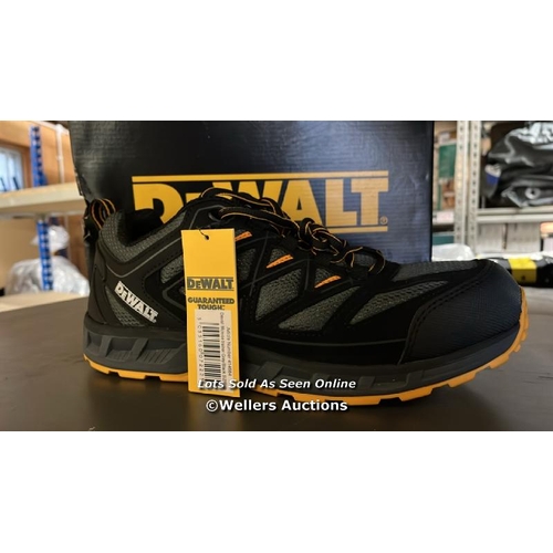 8225 - GENTS NEW & BOXED DEWALT MONROE STEEL TOE TRAINERS / UK 10 / E50