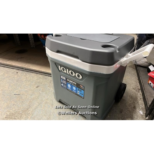 8258 - IGLOO MAX COLD 58L ROLLING COOL BOX / MINIMAL SIGNS OF USE / B18