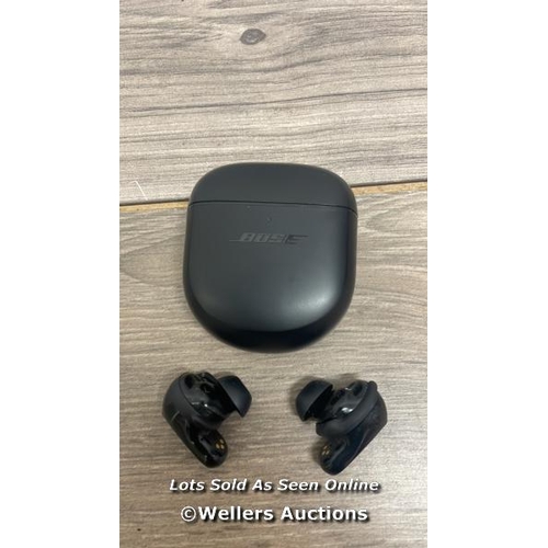 8425 - BOSE QUIETCOMFORT EARBUDS II TRUE WIRELESS SWEAT & WEATHER-RESISTANT BLUETOOTH / POWERS UP / MINIMAL... 