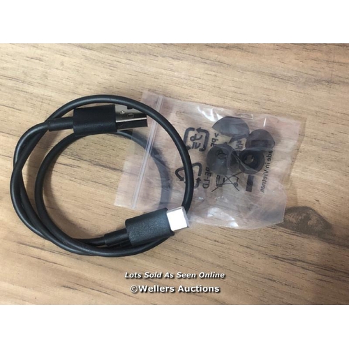 8473 - LG UFP5 WIRELESS EARBUDS / POWERS UP BUT DOES NOT CONNECT TO BLUETOOTH, MINIMAL IF ANY SIGNS OF USE ... 