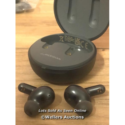 8474 - LG UFP5 WIRELESS EARBUDS / POWERS UP AND CONNECTS TO BLUETOOTH, APPEARS FUNCTIONAL WITH CHARGING CAB... 