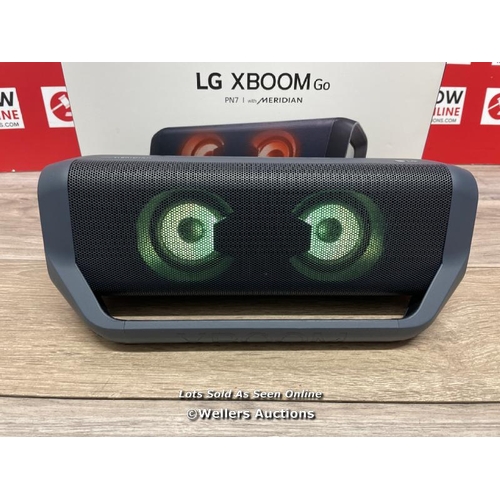 8486 - LG PN7 PORTABLE WIRELESS SPEAKER / POWERS UP / CONNECTS TO BLUETOOTH AND PLAYS MUSIC / MINIMAL SIGNS... 