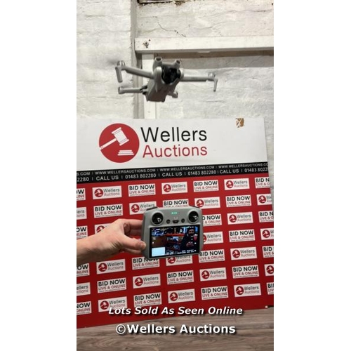 8521 - DJI MINI 3 DRONE WITH DJI REMOTE CONTROL / MINIMAL SIGNS OF USE / CONNECTS TO CONTROLLER AND FLYS / ... 