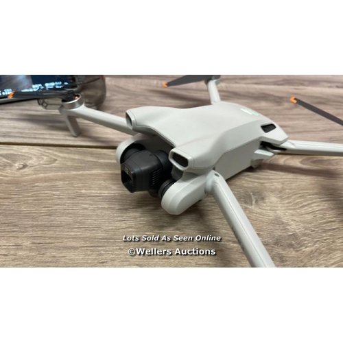 8521 - DJI MINI 3 DRONE WITH DJI REMOTE CONTROL / MINIMAL SIGNS OF USE / CONNECTS TO CONTROLLER AND FLYS / ... 