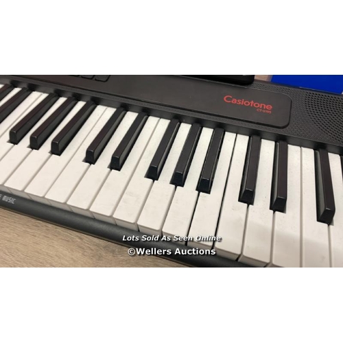 8529 - CASIO CT-S195AD KEY LIGHTING KEYBOARD / WITH STAND / POWERS UP / PLAYS / MINIMAL SIGNS OF USE / T16