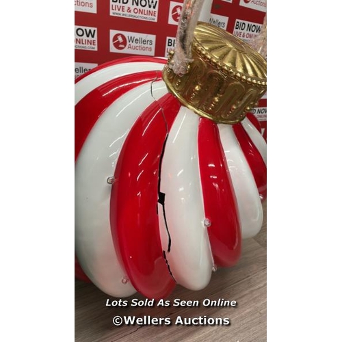 2056 - 20 INCH (50.8CM) OVERSIZED ORNAMENT WITH LED LIGHTS / DAMAGED / SIGNS OF USE / E63