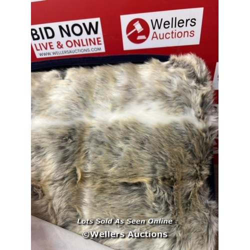 2107 - FAUX FUR HEATED THROW (120 X 160) / APPEARS NEW   / E77