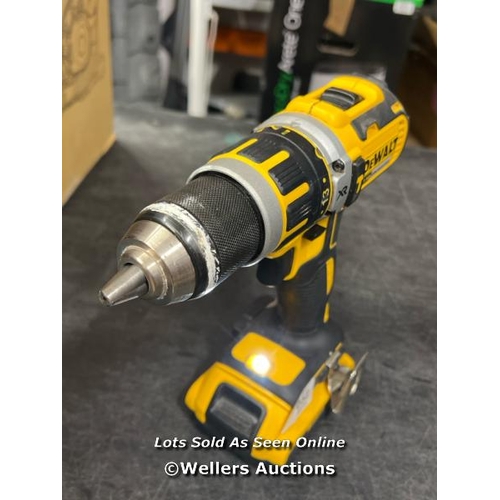 4052 - DEWALT 18V XR LI-ION BRUSHLESS COMPACT HAMMER DRILL DRIVER & AH BATTERY / POWERS UP / SIGNS OF USE /... 