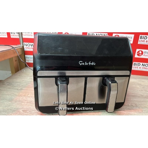 4079 - SUR TABLE AIR FRYER NEW 2 IN 1 / NO POWER / SIGNS OF USE / WITHOUT BOX / A14