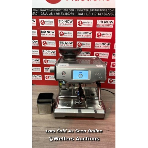 4158 - SAGE THE ORACLE TOUCH AUTOMATIC BEAN TO CUP COFFEE MACHINE (SES990BSS2G1UK1) / POWERS UP / SIGNS OF ... 