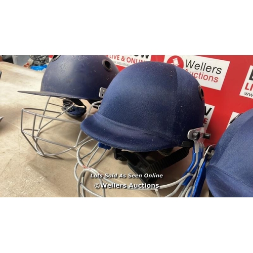 5046 - 4X CRICKET HELMETS / PRE-OWNED / NO VAT ON THE HAMMER PRICE / B7