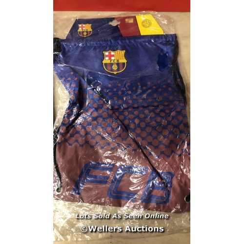 5078 - NEW FC BARCELONA BAGS AND WRISTBANDS / NO VAT ON THE HAMMER PRICE / B15