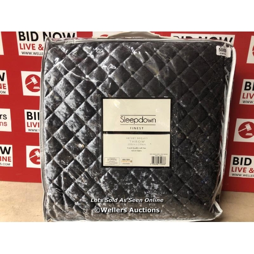 5089 - SLEEPDOWN FINEST LUXURIOUS VELVET SEQUIN 200CM X 200CM THROW / NEW  / NO VAT ON THE HAMMER PRICE / B... 