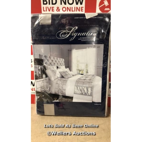 5129 - 12X SIGNATURE KING SIZE BED SET, NEW OPENED PACKAGE / NO VAT ON THE HAMMER PRICE / C18