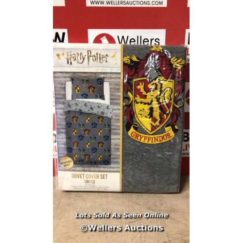 5883 - NEW HARRY POTTER SINGLE DUVET COVER SET  / NO VAT ON THE HAMMER PRICE / C19