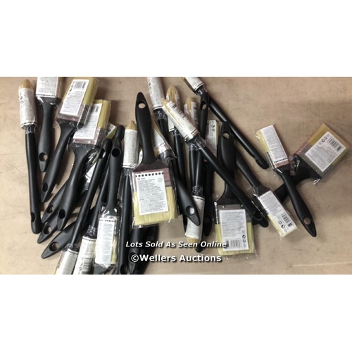 5884 - 28X ASSORTED NEW PAINT BRUSHES  / NO VAT ON THE HAMMER PRICE / C19