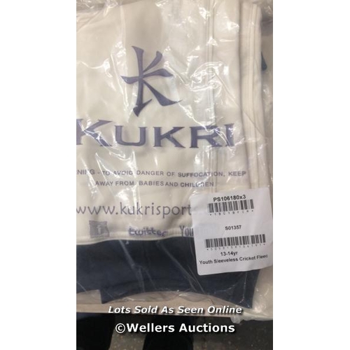 5928 - 5X NEW KURKRI YOUTH SLEEVLESS CRICKET FLEECE SIZE 13-14YR AND 9-10YR / NO VAT ON THE HAMMER PRICE / ... 