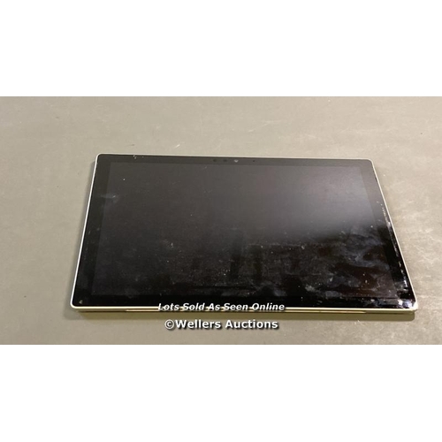 9610 - MICROSOFT 1796 / 8GB RAM / 250GB HD / I7-7660U @ 2.50GHZ / SN: 027234382553 - FAULTY DISPLAY / PROFE... 