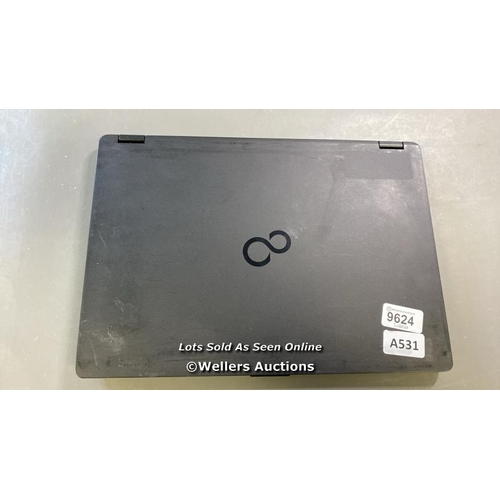 9624 - FUJITSU LIFEBOOK 8GB RAM / 500GB HD / I5-10310U @ 1.70GHZ / SN: DSFF061340 - DISPLAY DAMAGED / PROFE... 