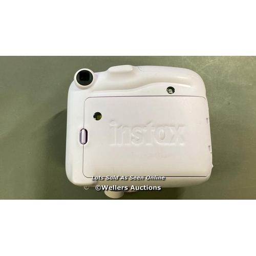 9761 - FUJIFILM INSTAX MINI 11 CAMERA