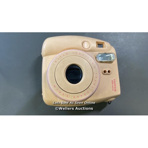 9763 - FUJIFILM INSTAX MINI 8 CAMERA