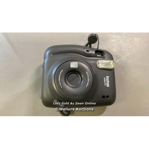 9766 - FUJIFILM INSTAX MINI 11 CAMERA