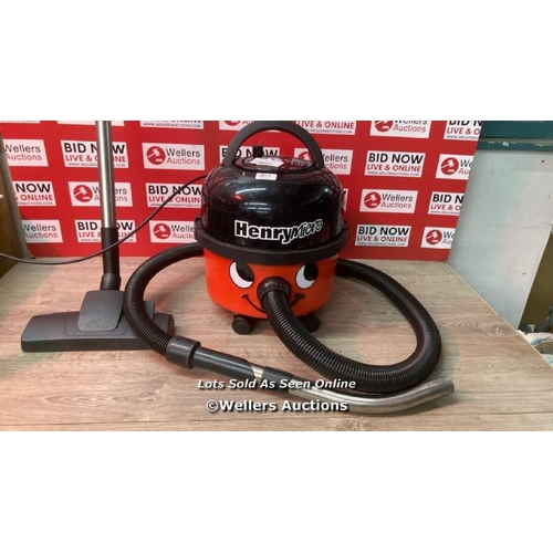 6074 - HENRY MICRO HI-FLO VACUUM CLEANER / POWERS UP / SIGNS OF USE / C38