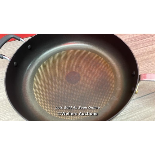 6091 - TEFAL DEEP SAUTE PAN 4.7L / SIGNS OF USE / C38