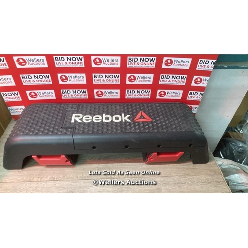 6095 - REEBOK FITNESS DECK / SIGNS OF USE / P5