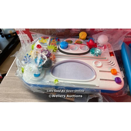 7102 - BABY EINSTEIN CURIOSITY TABLE ACTIVITY STATION TOY / SIGNS OF USE / G7