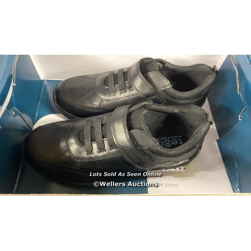 421 - CHILDRENS NEW TERM FOOTWEAR BLACK SHOES / UK 2