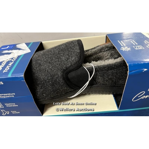 447 - GENTS NEW DEARFOAM MEMORY FOAM SLIPPERS / UK 10-11