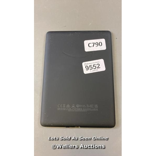 9552 - AMAZON KINDLE PAPERWHITE / 11TH GEN / M2L3EK / RESTORED TO FACTORY DEFAULTS