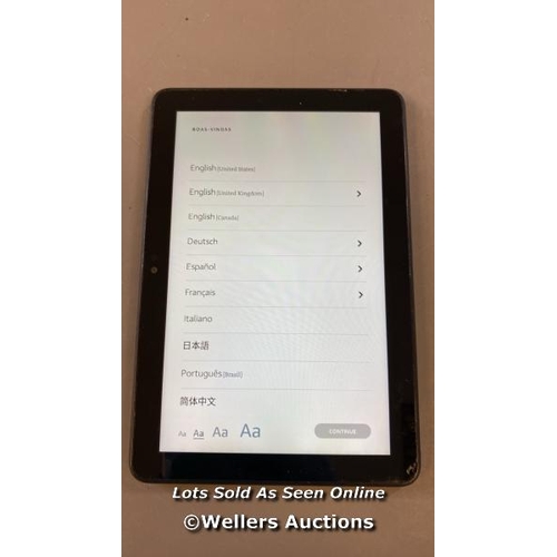 9581 - AMAZON FIRE HD 8 / K72LL4 / RESTORED TO FACTORY DEFAULTS