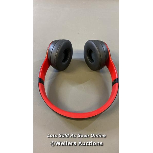 9601 - APPLE BEATS SOLO3 HEADPHONES MODEL A1796